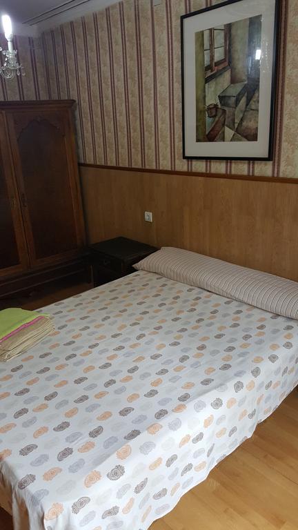 Pension Villanueva Barcelona Ruang foto